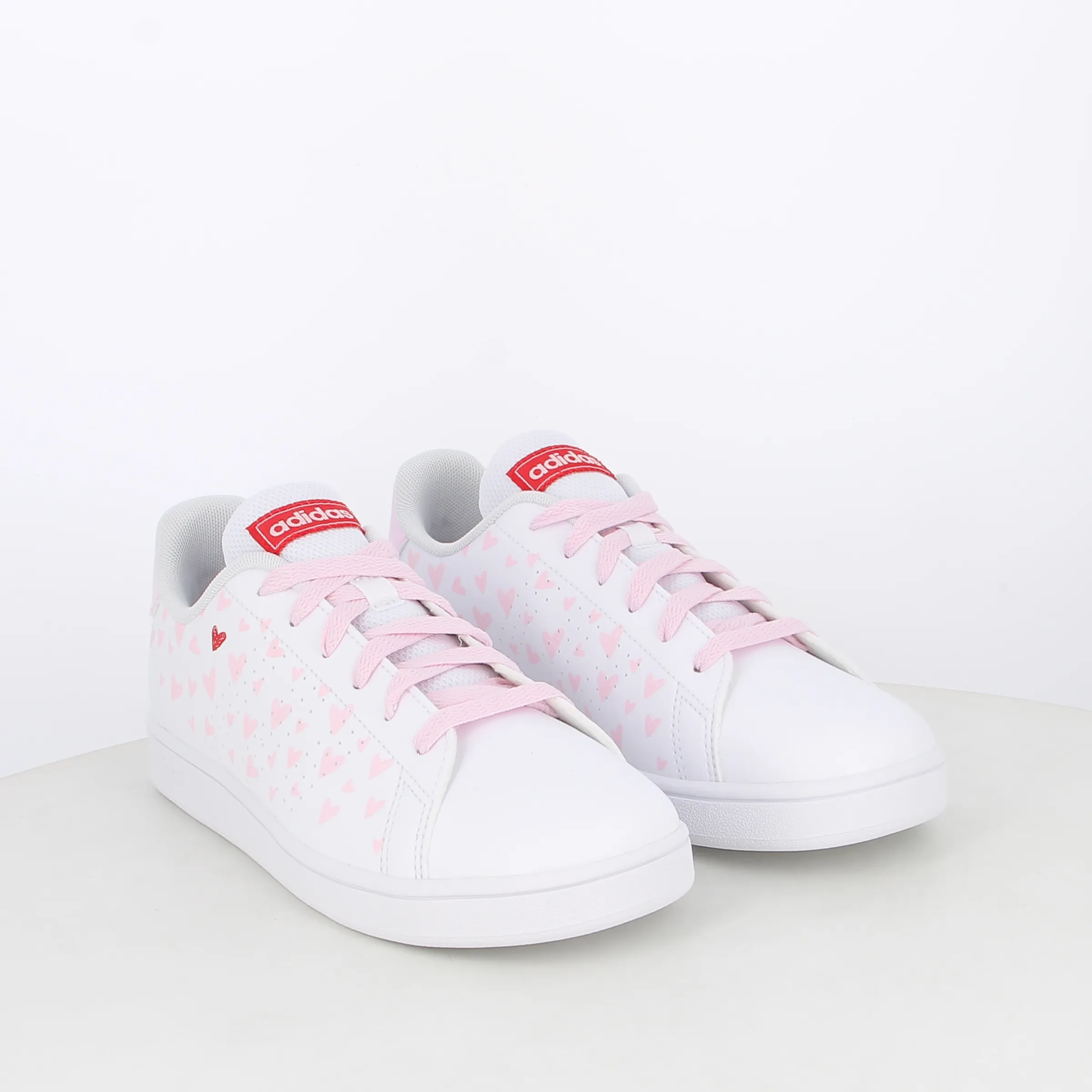 -----Adidas -----Sneakers da bambina Advantage IE0242 ----