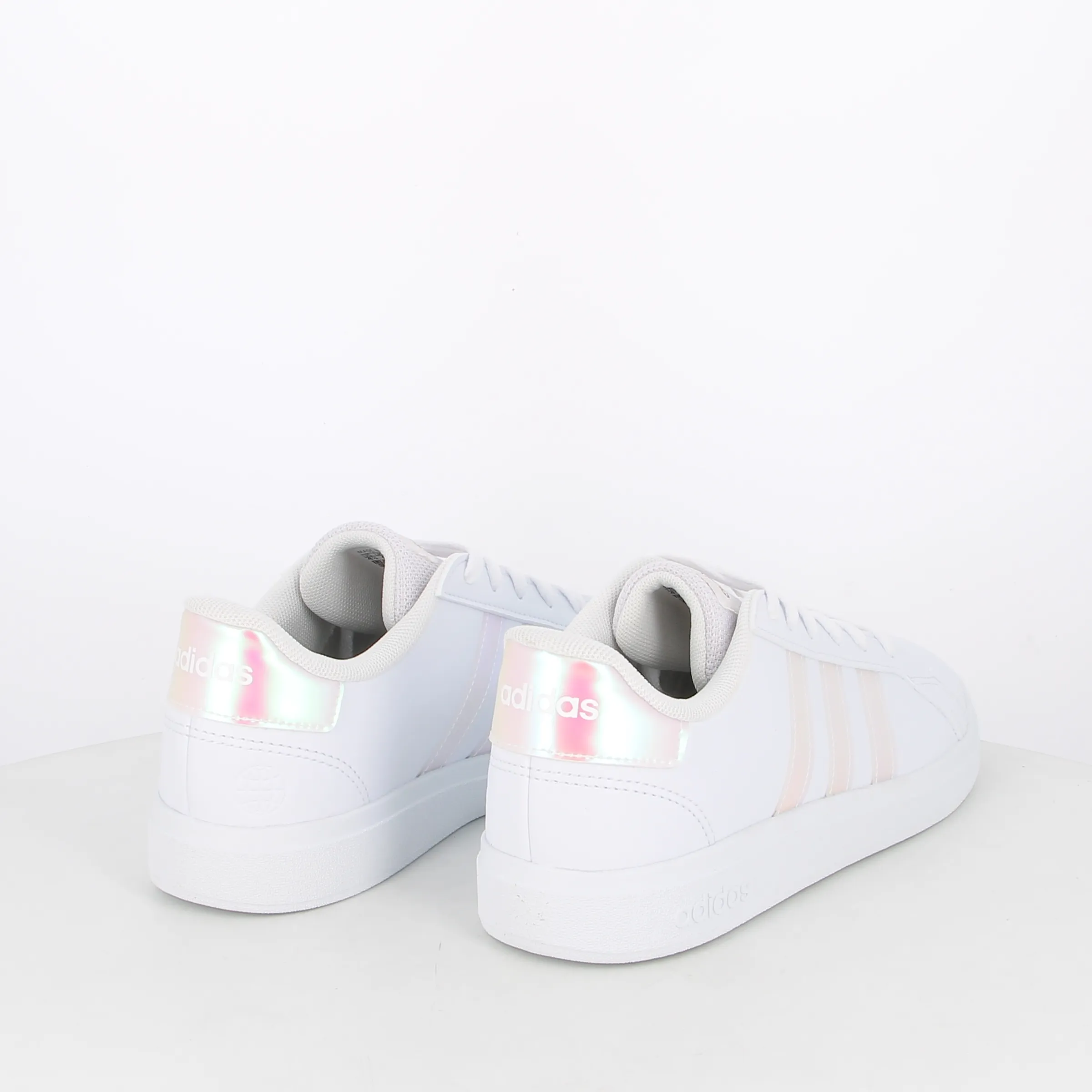 -----Adidas -----Sneakers da bambina Grand Court 2.0 GY2326 ----