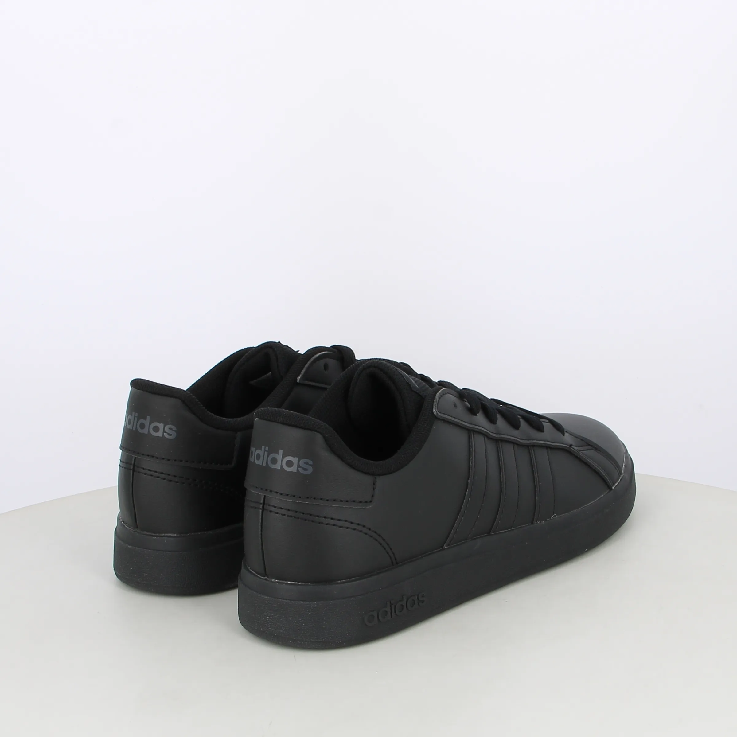 -----Adidas -----Sneakers da bambino Grand Court 2.0 FZ6159 ----