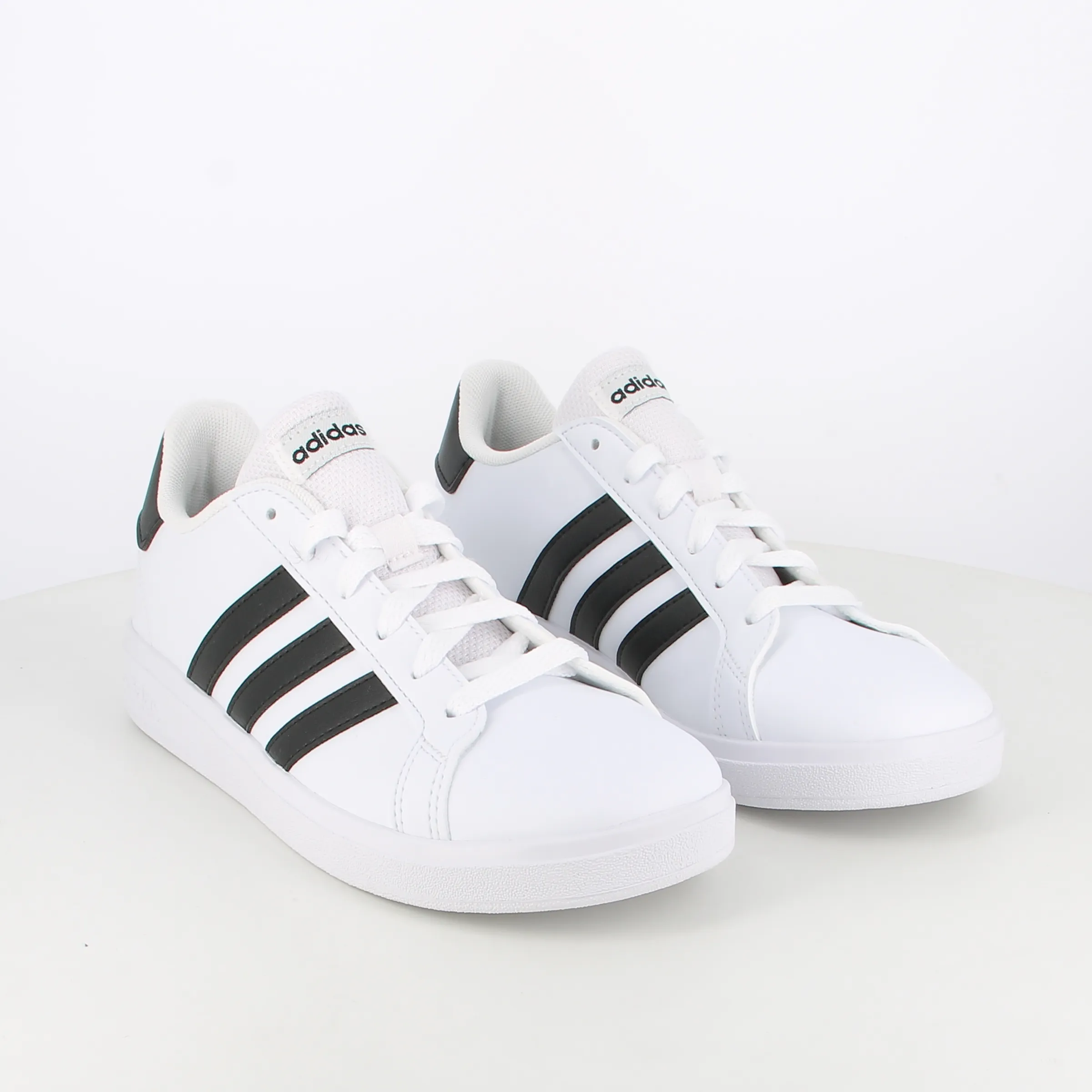 -----Adidas -----Sneakers da bambino Grand Court 2.0 GW6511 ----