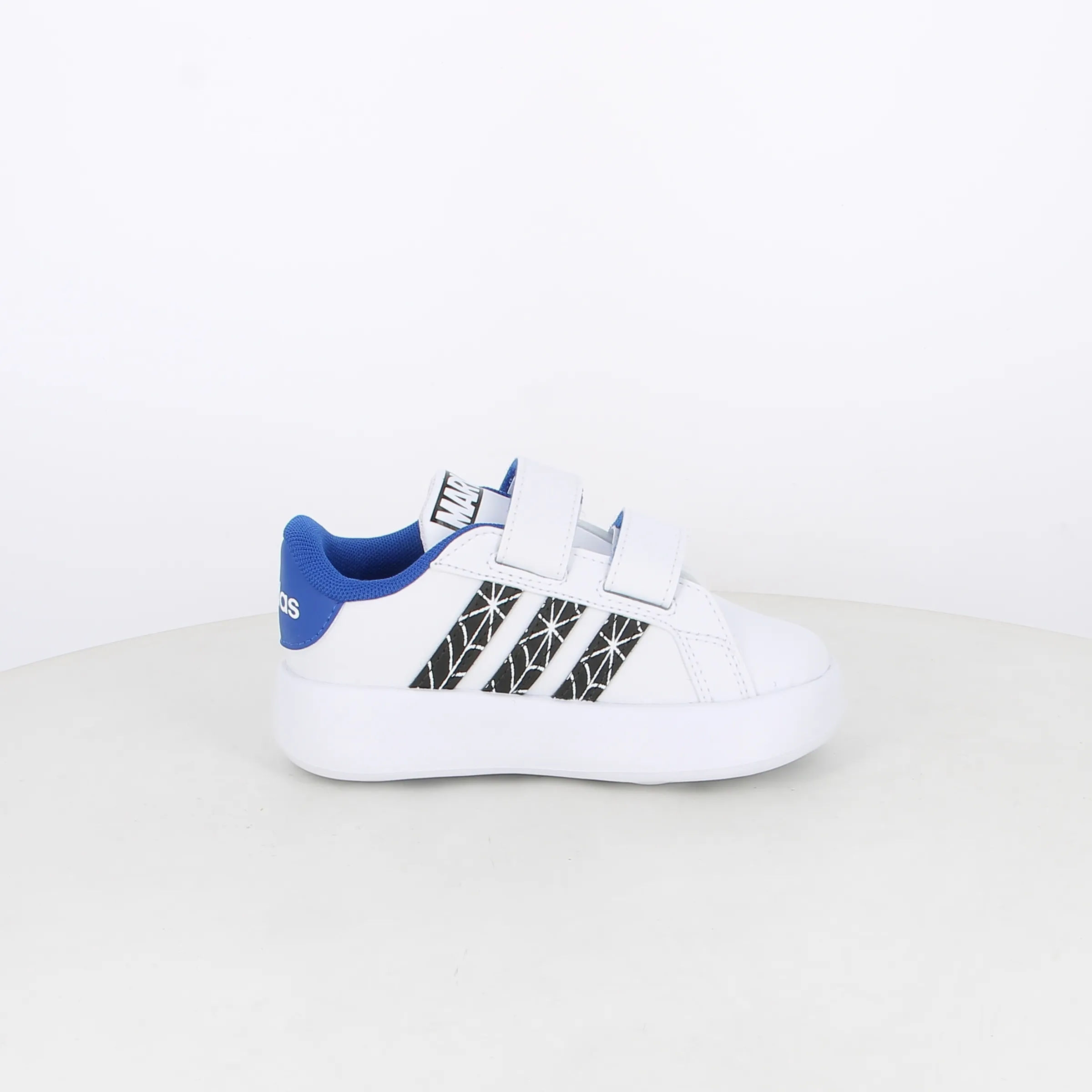 -----Adidas -----Sneakers da bambino Grand Court ID8017 ----