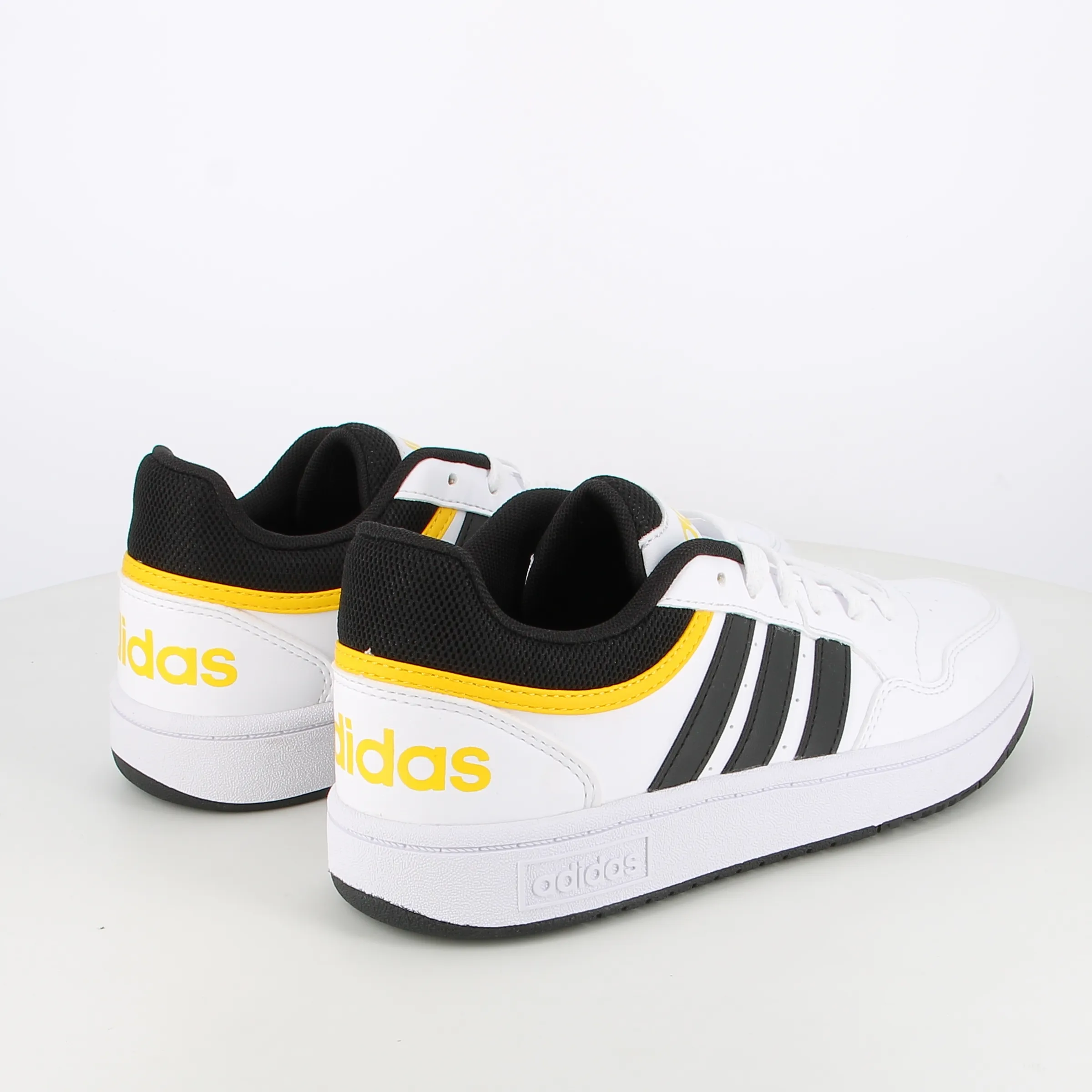 -----Adidas -----Sneakers da bambino Hoops 3.0 IF2726 ----