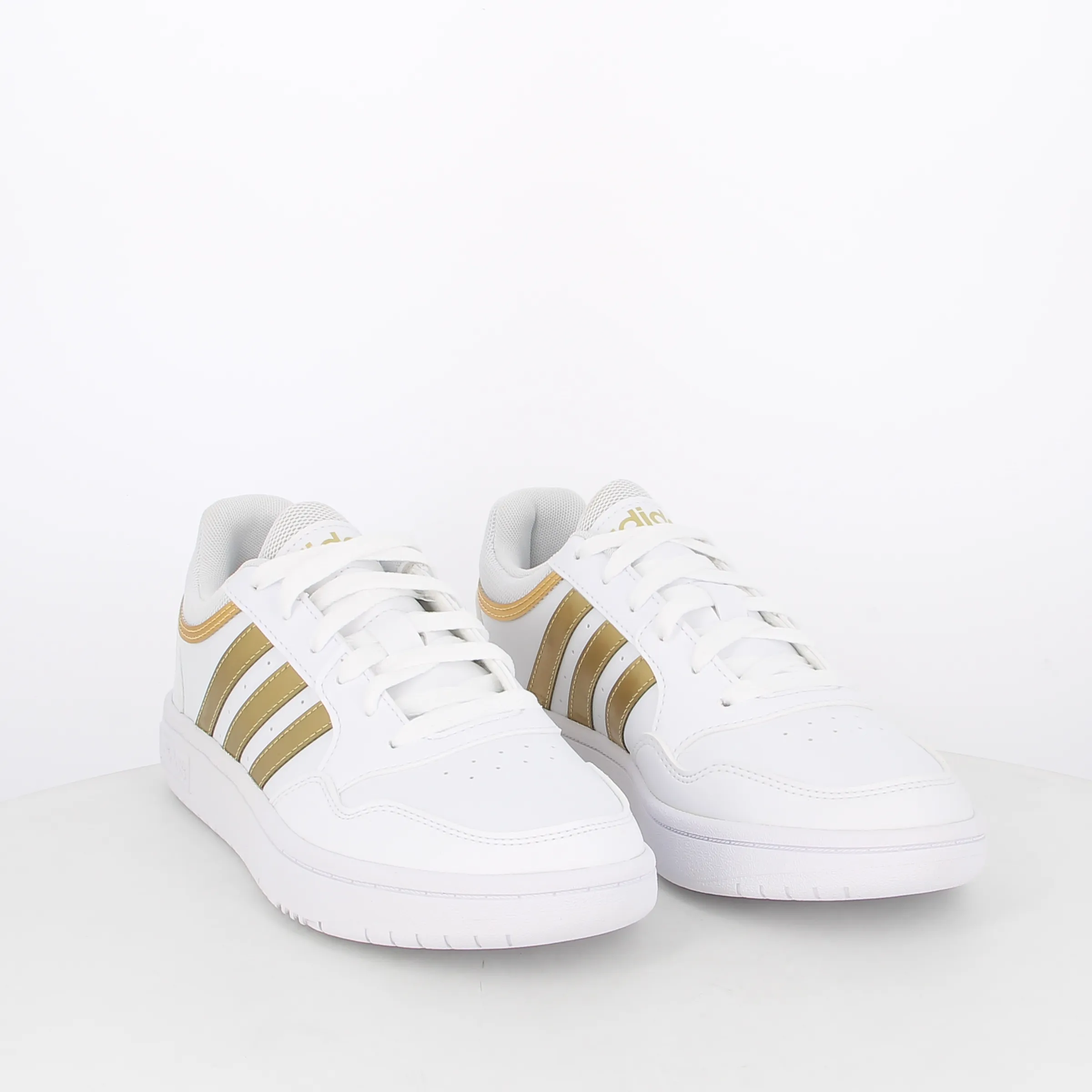 -----Adidas -----Sneakers da donna Hoops 3.0 HP7972 ----