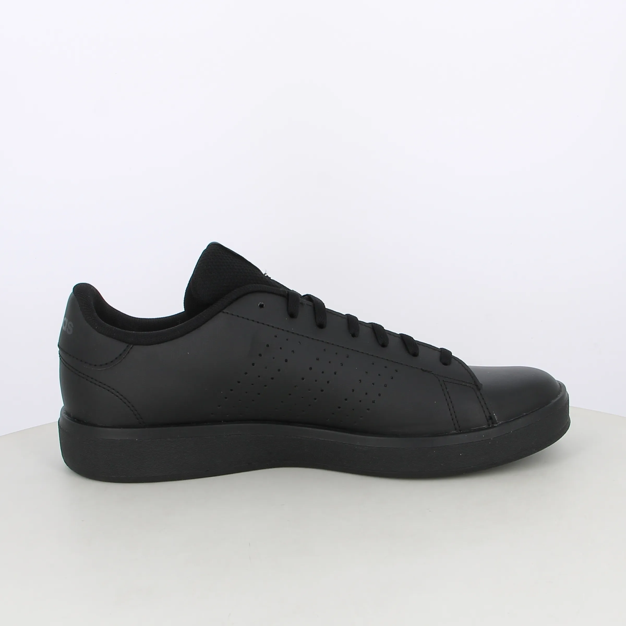 -----Adidas -----Sneakers da uomo Advantage Base 2.0 IG9184 ----