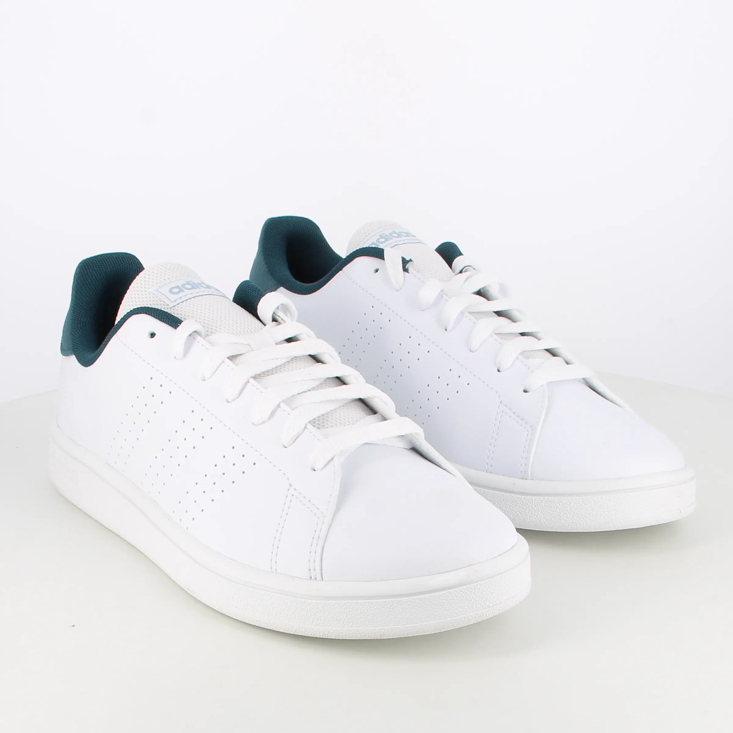 -----Adidas -----Sneakers da uomo Advantage Base IF8008 ----