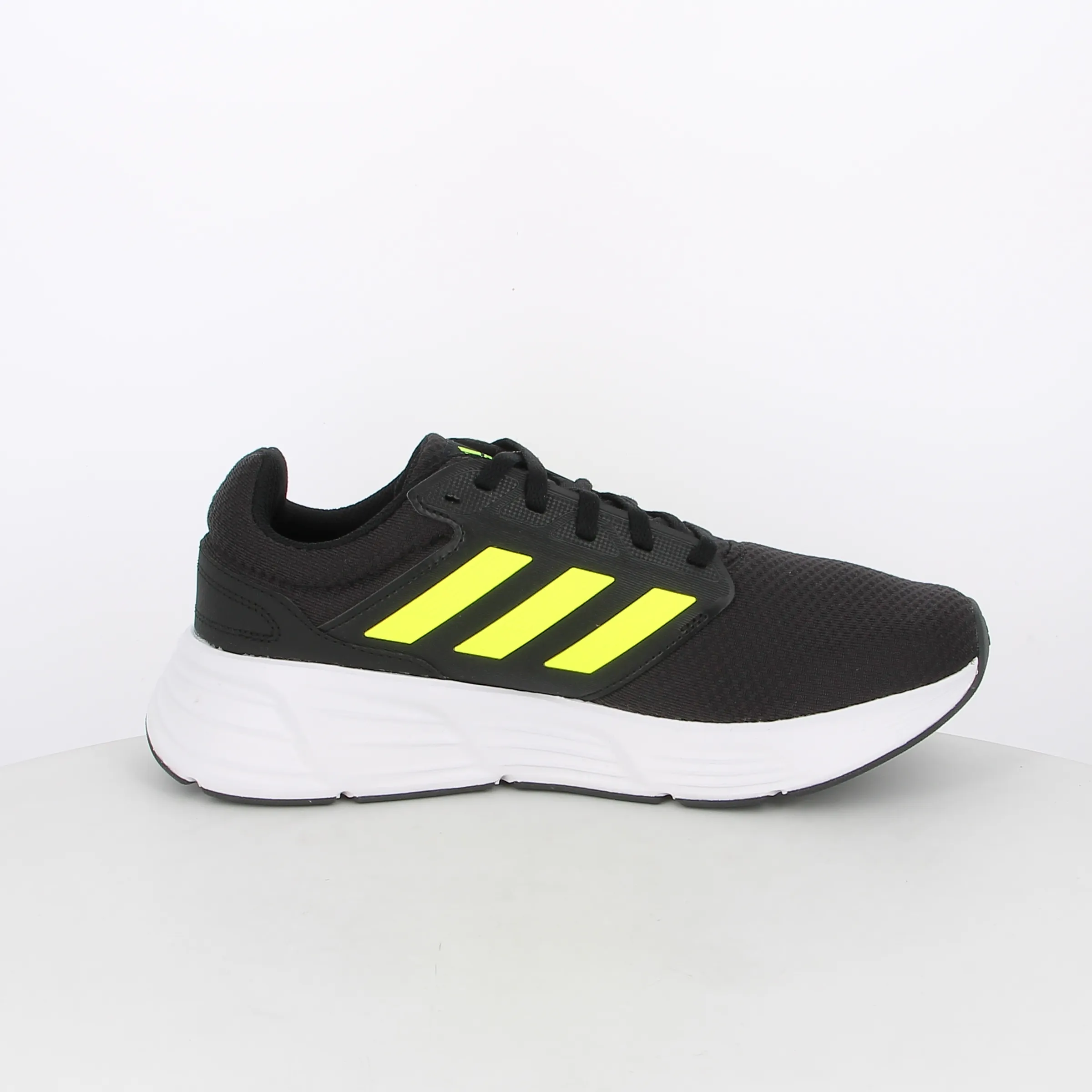 -----Adidas -----Sneakers da uomo Galaxi6 GW4141 ----