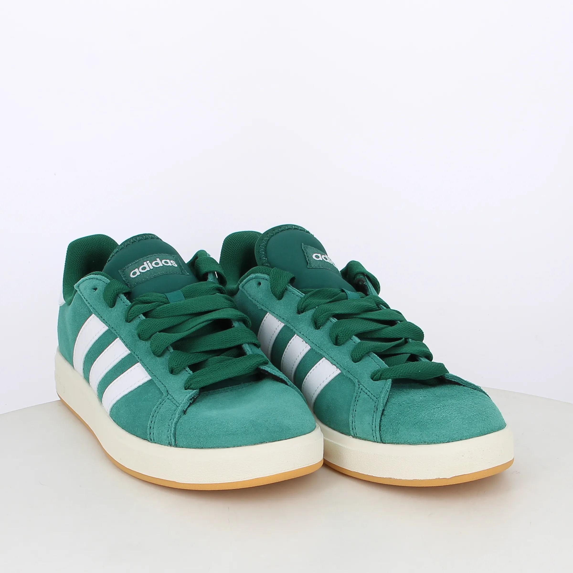 -----Adidas -----Sneakers da uomo Grand Court Base 00s IH6187 ----