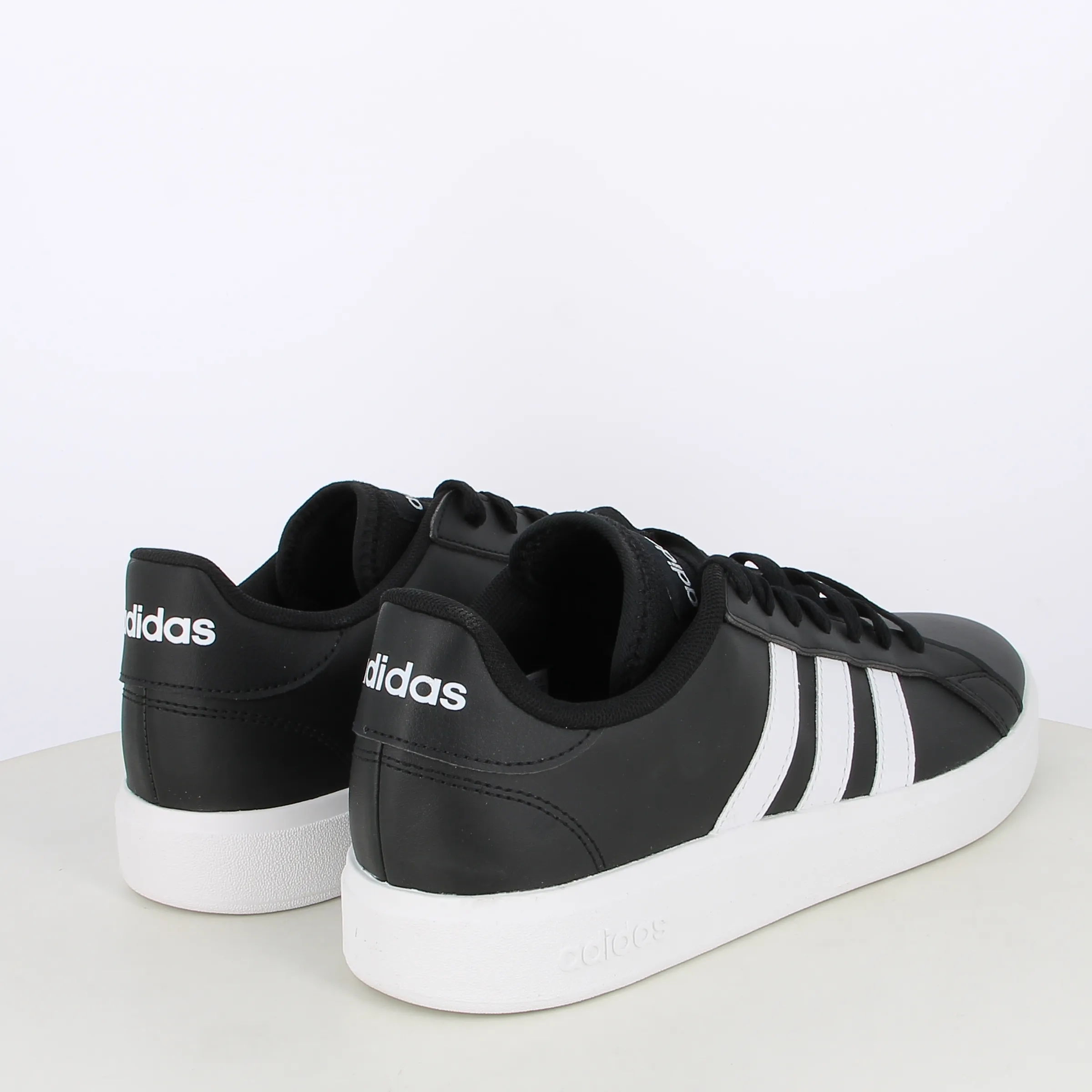 -----Adidas -----Sneakers da uomo Grand Court Base 2.0 GW9251 ----