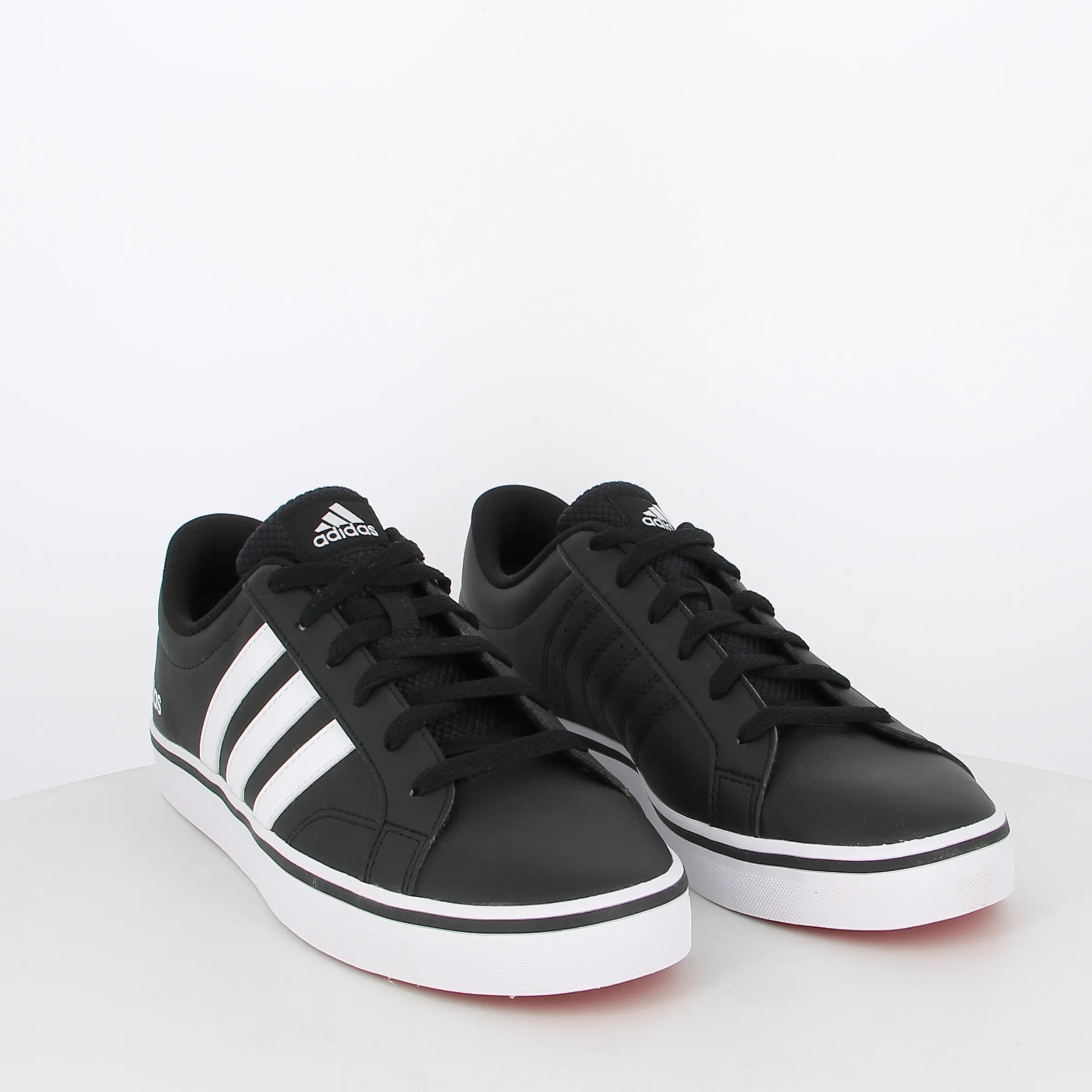 -----Adidas -----Sneakers da uomo Vs Pace 2.0 HP6009 ----