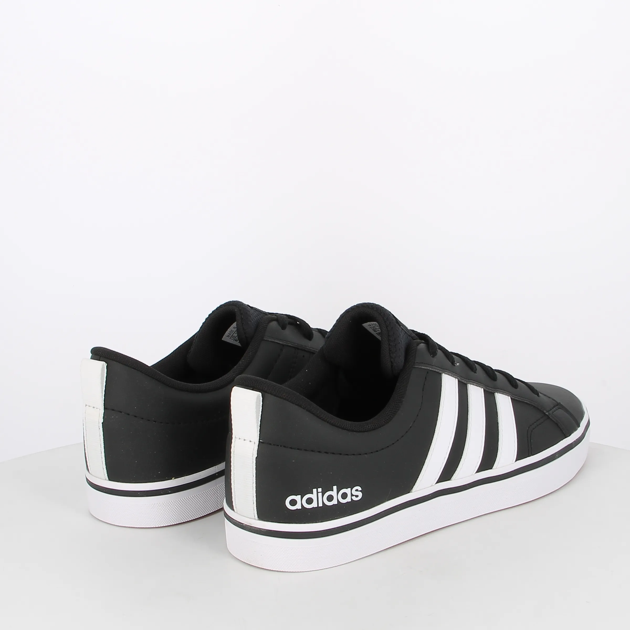 -----Adidas -----Sneakers da uomo Vs Pace 2.0 HP6009 ----