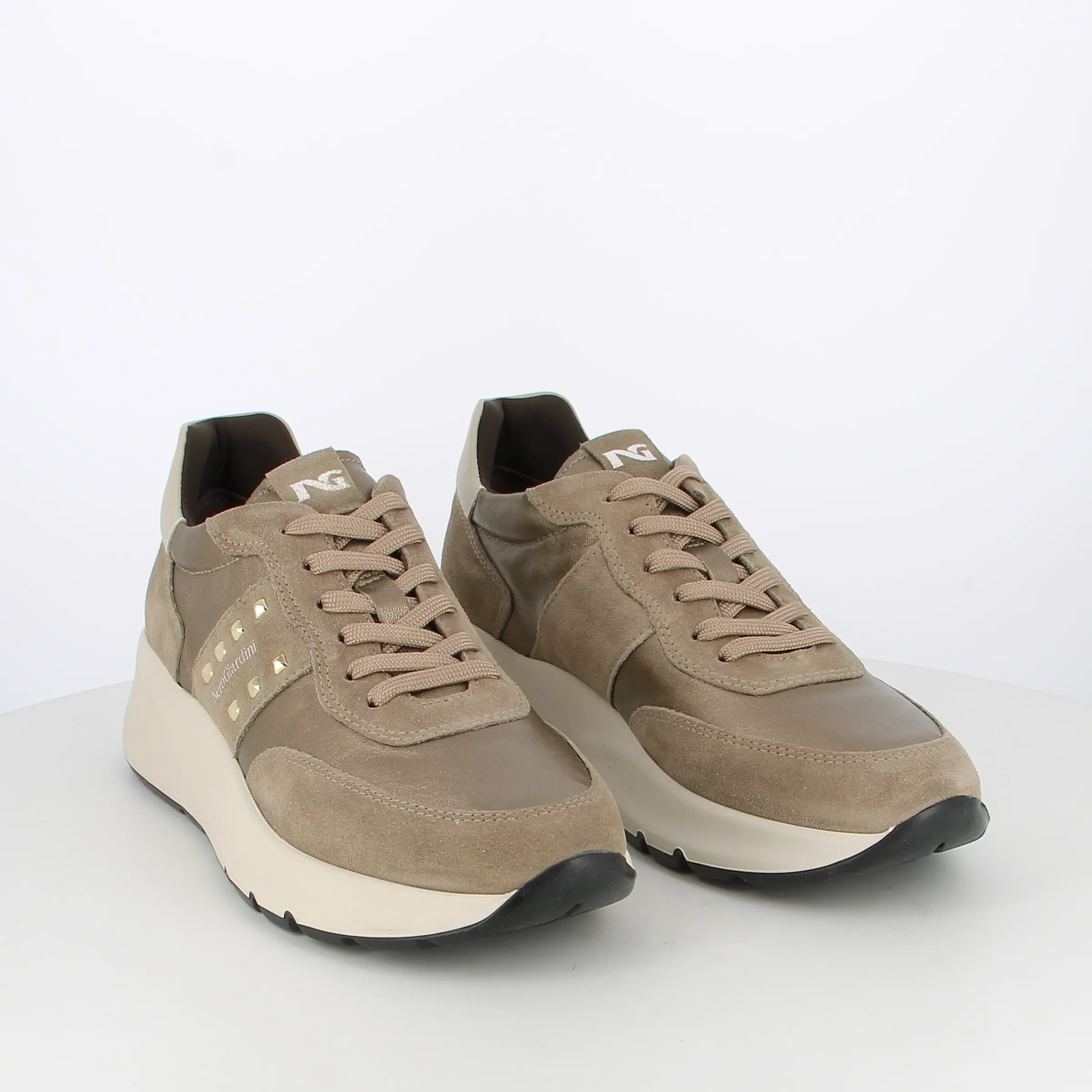 -----NeroGiardini -----Sneakers da donna I308335D ----