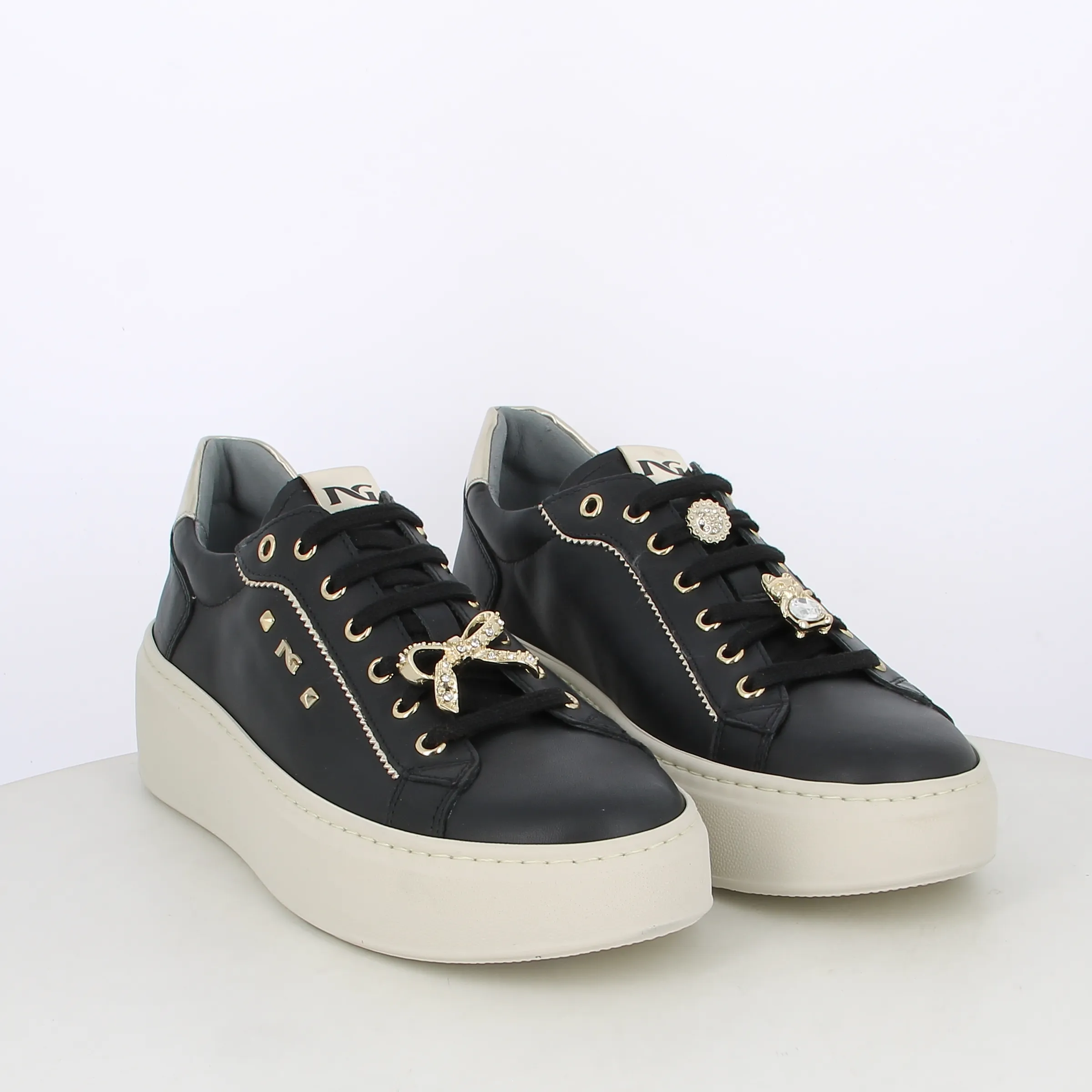 -----NeroGiardini -----Sneakers da donna I411621D ----