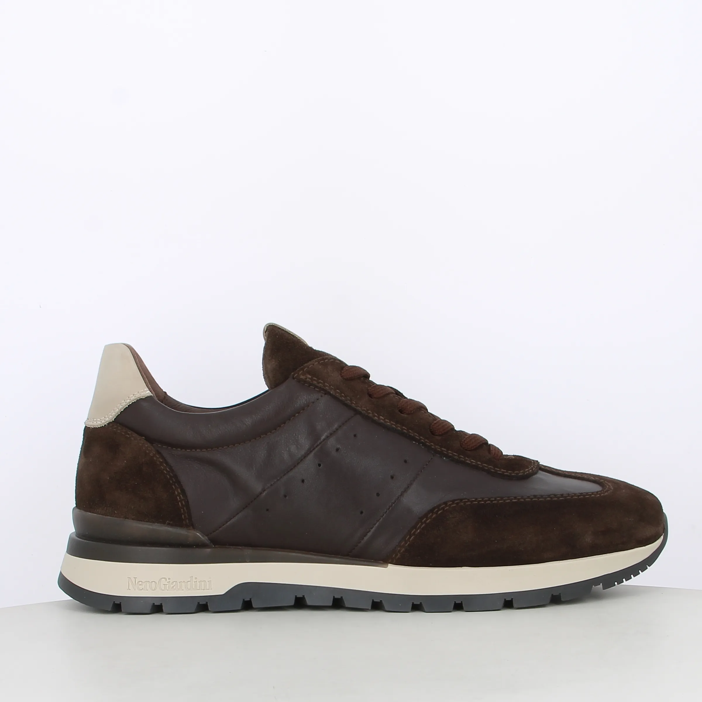 -----NeroGiardini -----Sneakers da uomo I400411U ----