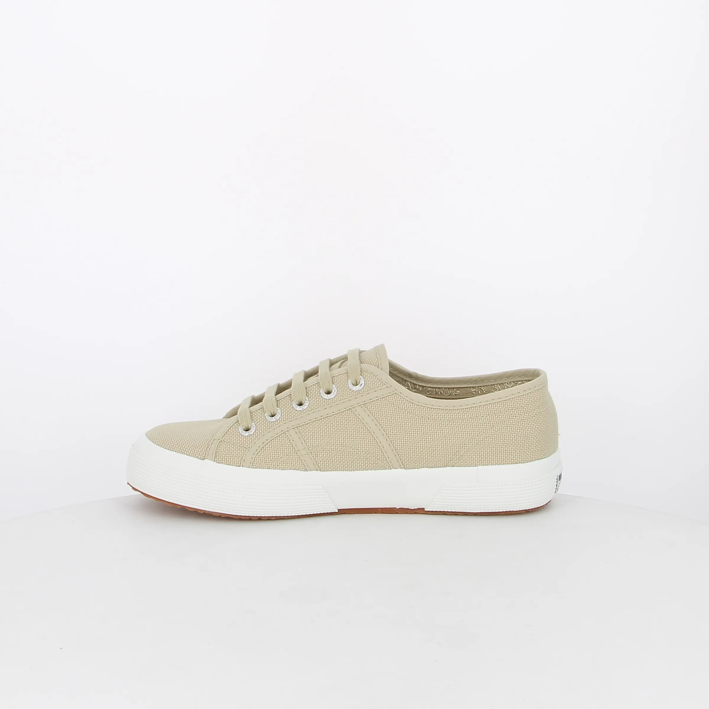 -----Superga -----Sneakers 2750Cotu ----