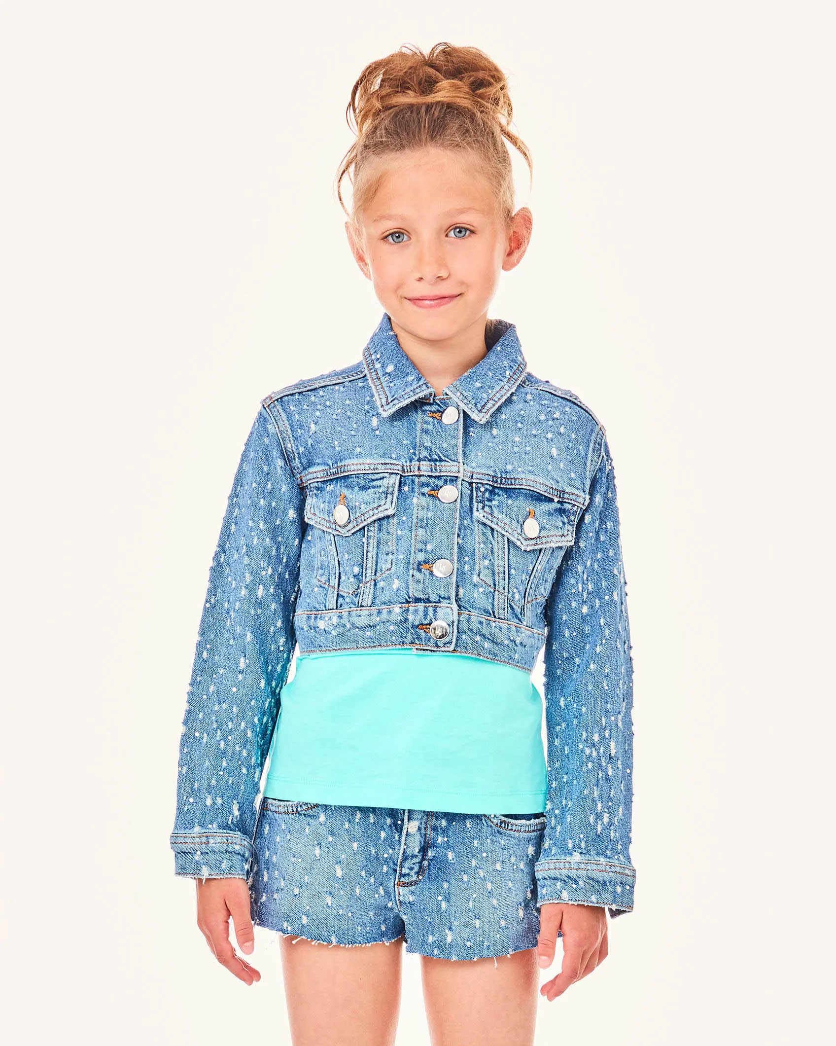 Giubbino cropped in denim a lavaggio medio in cotone con strass e rotture 10-16 anni