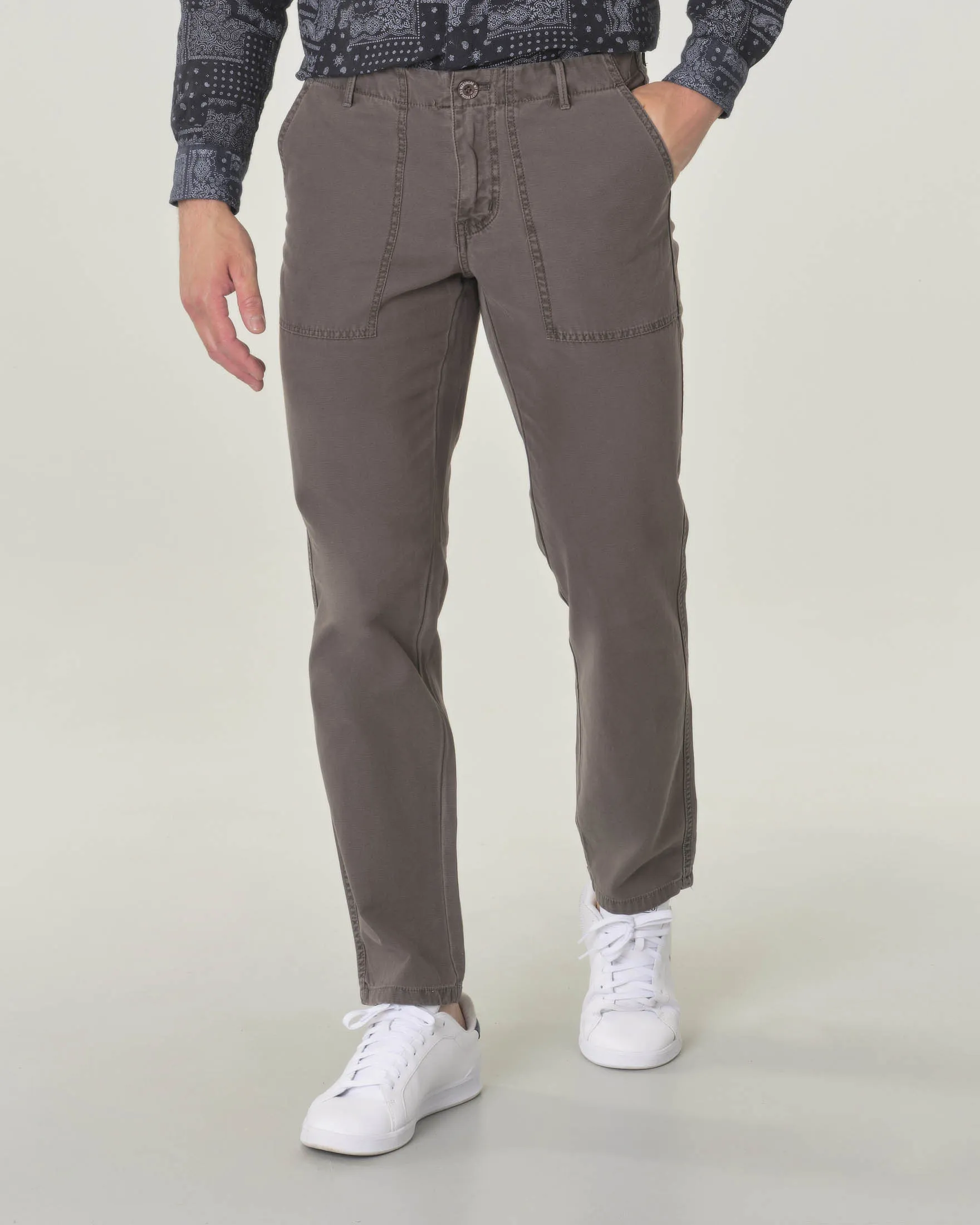 Pantalone fatigue color fango in gabardina di cotone