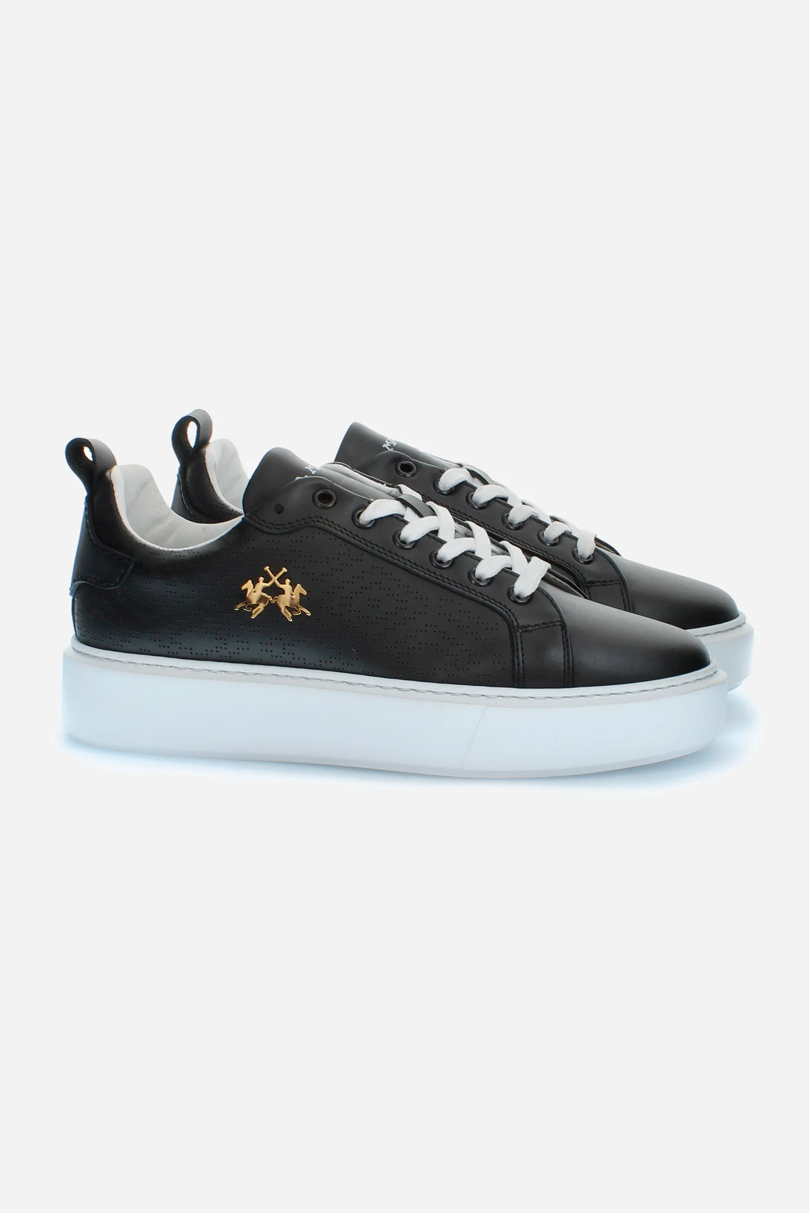 Women's trainers in perforated leather